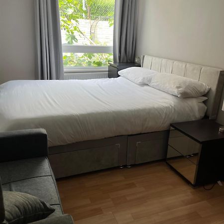 1 Bedroom Garden Flat Zone 2 London Exterior photo